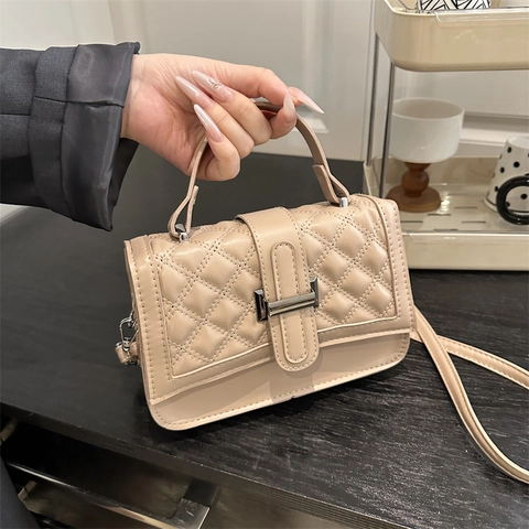 Quilted PU Leather Handbag Small Square Crossbody Bag Women Fashion Color Block Shoulder Purse With Metal Buckle And Handle