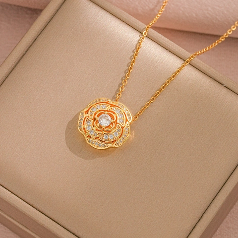 Exquisite Camellia Flower Pendant Necklace Titanium Steel Cubic Zirconia Inlaid Hollow Petal Jewelry For Women Fashion