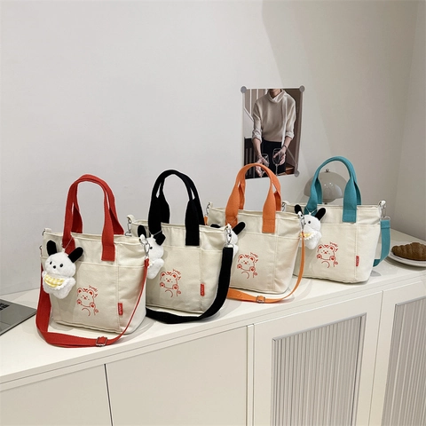 Borsa Tote in Tela con Stampa Orso Cartone Animato da Donna Borsa a Tracolla Casual Tendenza di Strada con Charm in Peluche