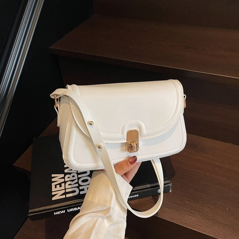 Vintage PU Leder Kleine Quadratische Umhängetasche Für Damen Retro Schultertasche Mit Metallverschluss Verstellbarem Nietengurt Alltagstasche