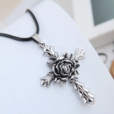 Retro Gothic Kreuz Anhänger Halskette Legierung Antik Silber Mit 3D Rosenblüte Detail Schwarze Wachsseil Kette Unisex