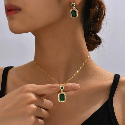 Elegante Set Di Gioielli In Rame Placcato Oro Con Zirconi E Pietre Preziose Rettangolari Collana E Orecchini