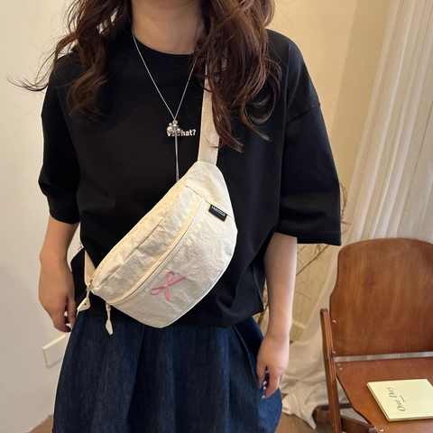 Marsupio in Nylon da Donna alla Moda con Ricamo Fiocco Dolce Borsa da Petto Casual con Tracolla Regolabile