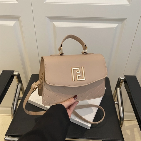 Bolso Bandolera De Cuero PU Para Mujer Bolso De Mano Cuadrado Acolchado En V Con Hebilla Geométrica Dorada Asa Diario