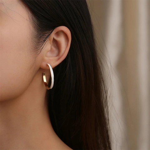 Boucles D'oreilles Créoles Acier Inoxydable Plaquées Or En Forme De C Émail Blanc Bijoux Géométriques Rétro Pour Femmes