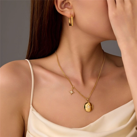 Collana Con Pendente Moneta Rotonda Stella Acciaio Inossidabile Placcato Oro Zirconia Gioielli Chic Regalo Per Donne