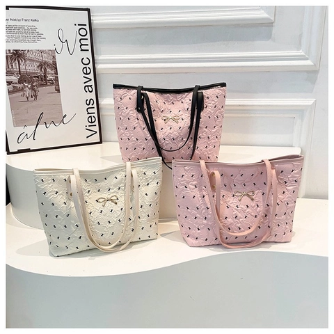 Tote Bag PU Leer Grote Capaciteit Gewatteerde Reliëf Textuur Gouden Strik Decoratie Zoete Trendy Schoudertas Dames