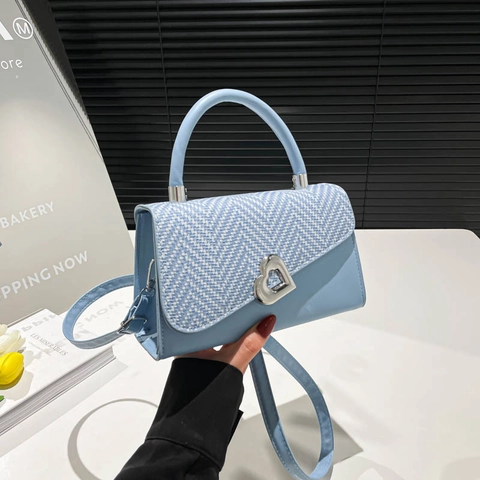 Women's Heart Buckle Crossbody Bag PU Leather Woven Patchwork Small Square Handbag With Adjustable Shoulder Strap Summer Fashion Bag