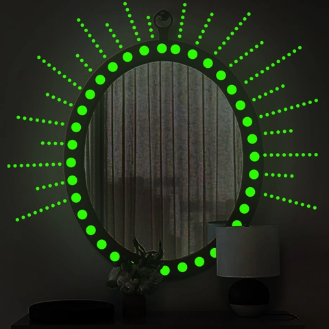 Stickers Muraux Lumineux Brillant Dans Le Noir PVC Décalcomanies Fluorescentes Pour Chambre D Enfant Couronne Cœur Points Décor