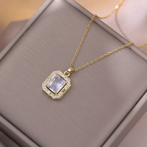 Retro Rectangle Emerald Cut Zircon Pendant Necklace For Women Titanium Steel French Vintage Style Luxury Geometric Jewelry Gift