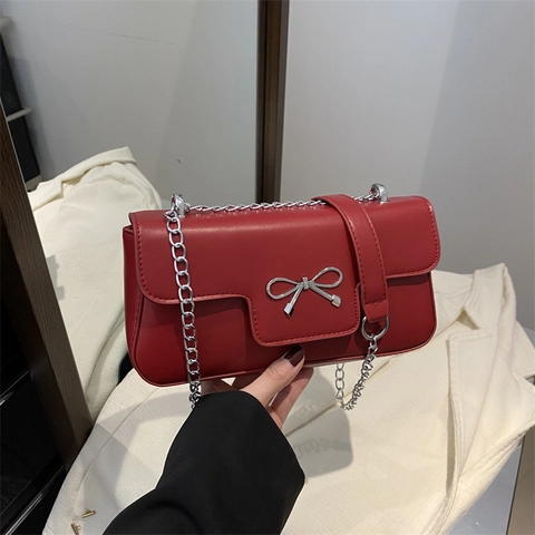 Women Minimalist PU Leather Shoulder Bag With Silver Bow Decor Metal Chain Crossbody Small Square Bag For Daily Commute