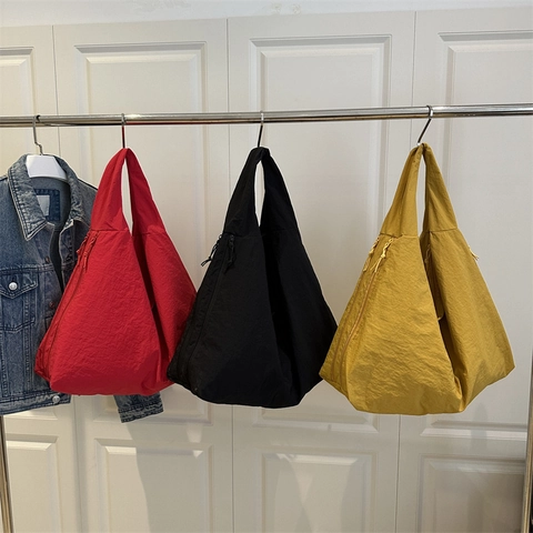 Sac Cabas en Nylon de Grande Capacité pour Femme Minimaliste Plissé Sac à Épaule Décontracté Sac Hobo Élégant Style Lazy Sac de Shopping