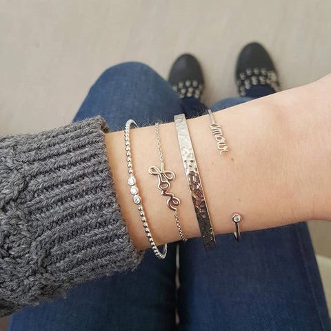 Bracciale Rigido Multistrato In Lega Con Strass E Künstliche Perle D'Imitazione Gioielli Da Donna Stile Boho Regolabile