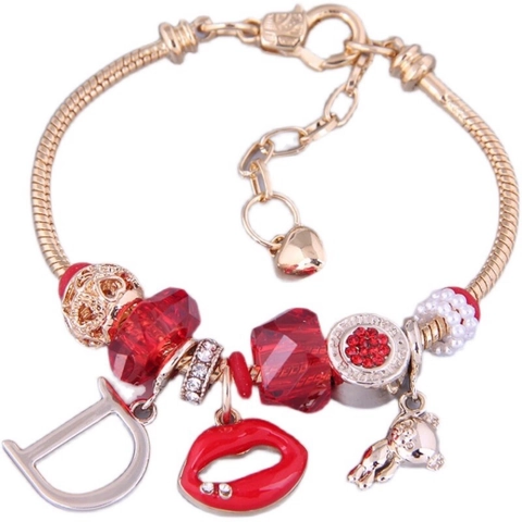 Red Lips Charm Beaded Bracelet Gold Color Alloy Snake Bone Chain With Crystal Bear Pendant Elegant Fashion Jewelry For Women