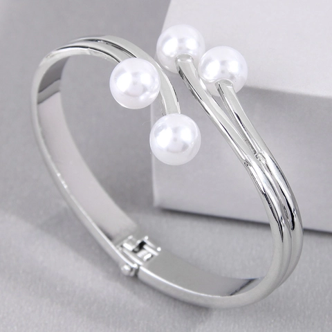 Elegante Brazalete De Aleación Y Perlas Artificiales Para Mujer De Doble Fila Joyería De Moda Minimalista Metal Pulido Con Bisagra