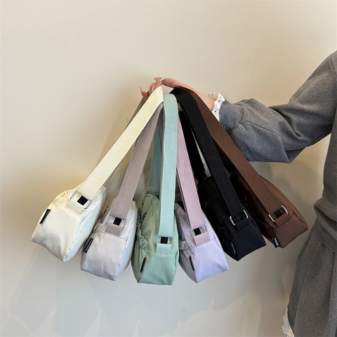Borsa a Tracolla in Nylon da Donna Casual Borsa a Spalla Increspata Con Tracolla Regolabile Tinta Unita Moda Cerniera Messenger Bag