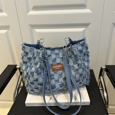 Vintage Checkerboard Denim Tote Bag For Women Frayed Edges Large Capacity Shoulder Bag With Metal Chain Strap Casual Handbag