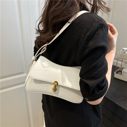 Bolso de Axila de Charol Brillante para Mujer Moda Simple Bolso de Hombro Cuadrado de PU Con Cierre de Metal Dorado Bolso Casual de Color Sólido