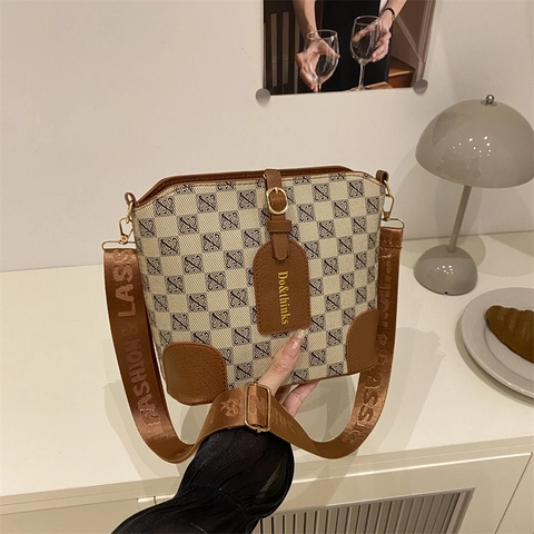 Bolso De Cubo Con Monograma Vintage Para Mujer De Cuero De PU Bandolera Con Correa De Tela Ancha Bolso De Hombro De Moda De Mano Estampado