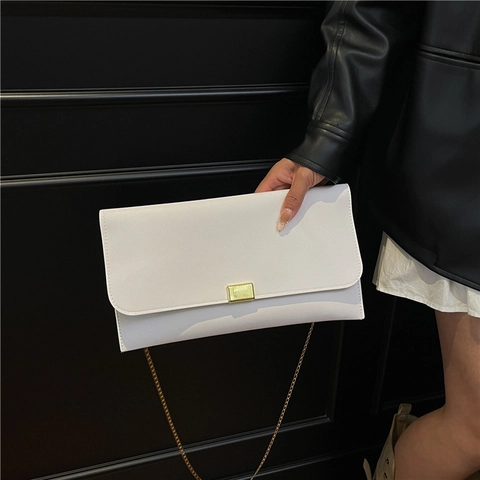 Women's Minimalism PU Leather Envelope Evening Bag With Chain Strap Saffiano Pattern Flap Clutch Party Crossbody Bag