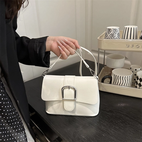 Borsa a Tracolla da Donna Minimalista in Pelle PU Piccola Borsa Quadrata Con Grande Fibbia Argentata Tinta Unita Elegante