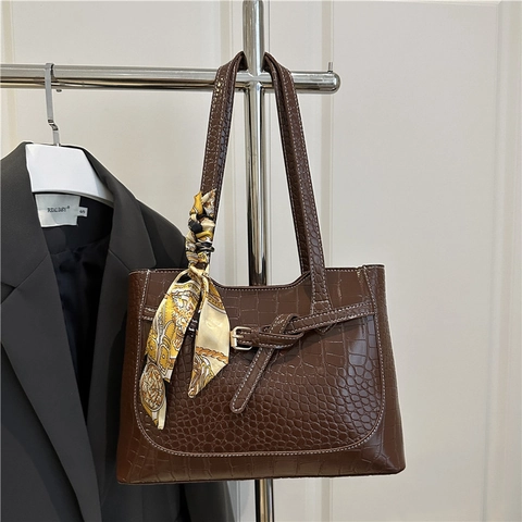Sac Tote Minimaliste pour Femmes Motif Crocodile Avec Foulard Décoratif en Cuir PU Sac à Épaule de Grande Capacité