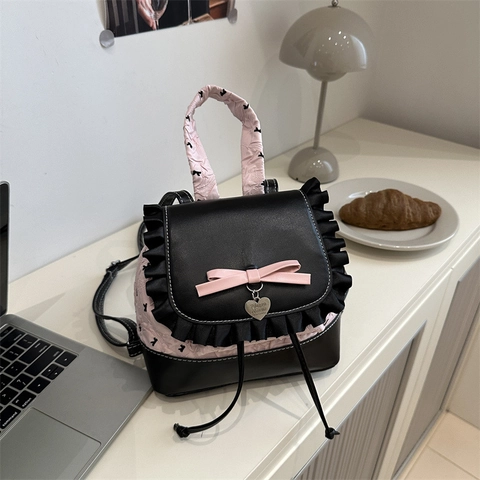 Süßer Balletcore Mini Rucksack Rüschen Schleife Herz Anhänger Rosa Schwarz Kontrast PU Leder Kleiner Schulrucksack Für Mädchen
