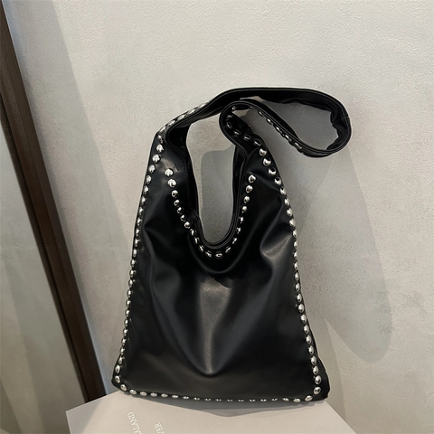 Borsa Tote Grande Capacità in Pelle PU Stile Biker Vintage con Rivetti da Donna Borsa a Spalla Sottobraccio Minimalista