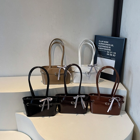 Women Large Capacity PU Leather Tote Bag Fashion Shoulder Bag With Bow And Metal Buckle Casual Vintage Crossbody Bag