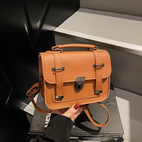 Vintage Cambridge Bag For Women PU Leather Square Crossbody Handbag Adjustable Strap Retro British Style