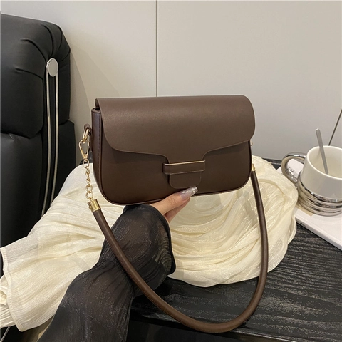 Retro PU Leather Small Square Crossbody Bag Women Minimalist Solid Color Shoulder Bag with Chain Strap Autumn Fashion Bag