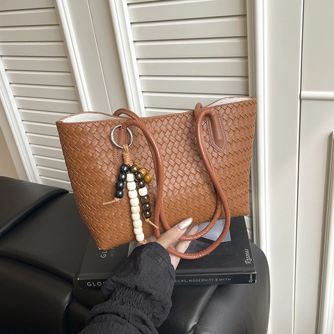 Damen Gewebte PU Leder Tote Bag Und Innentasche Perlenanhänger Minimalistische Umhängetasche Büro Alltag Lässig Große Kapazität