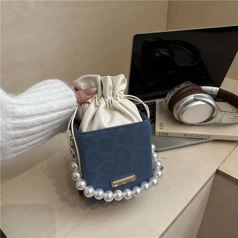 Women Fashion Artificial Pearl Chain Bucket Bag PU Leather Leopard Print Drawstring Crossbody Bag Shoulder Bag Mini Square Boxy Bag