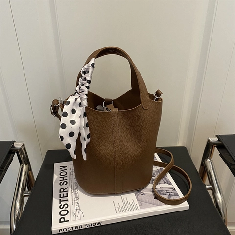 Damen Lychee-Muster PU Leder Eimertasche Minimalistisch Umhängetasche Mit Dekorativem Satin-Schal Handtasche Für Damen