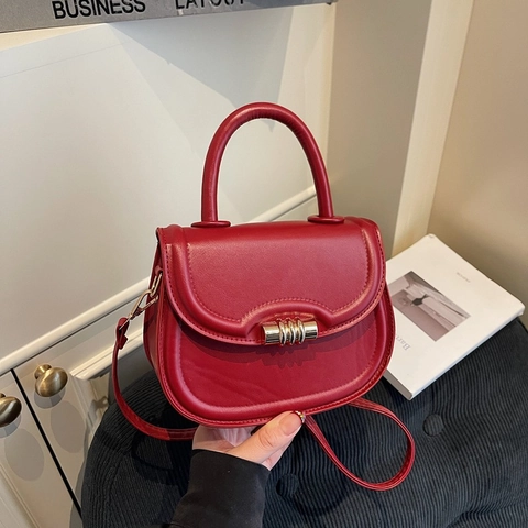 Vintage PU Leather Saddle Crossbody Bag With Gold Lock Top Handle Minimalist Shoulder Handbag For Women Daily Commute