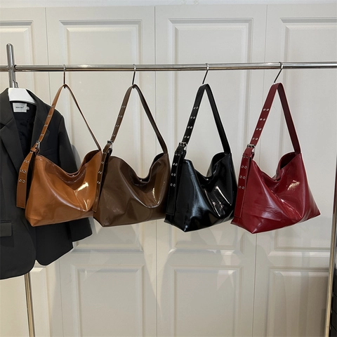 Damen Tote Bag Mit Großer Kapazität Lackleder Glänzend Vintage Hobo Schultertasche Mit Verstellbarem Metallösenriemen