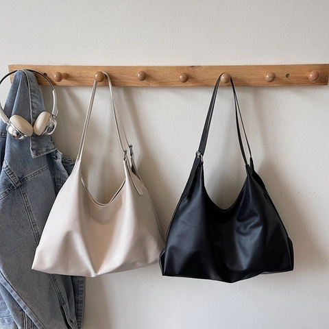 Minimalist Large Capacity PU Leather Tote Bag For Women Solid Color Winter Fashion Commuter Shoulder Underarm Hobo Bag