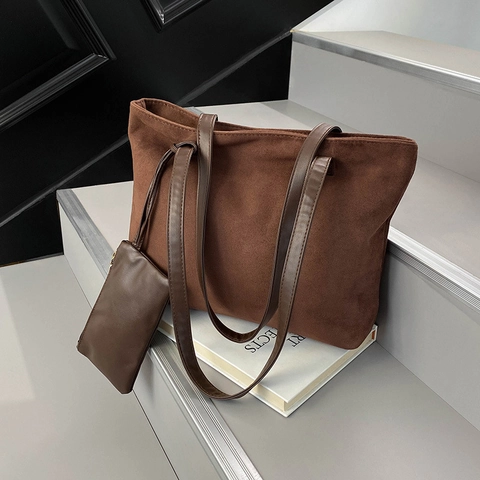 Grand Sac en Daim Synthétique pour Femmes Avec Pochette Assortie Sac à Bandoulière Minimaliste Ensemble de 2 Pièces