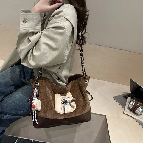 Dames Retro Corduroy Tote Bag Grote Capaciteit Patchwork Schoudertas Kat Patch Ruitjes Strik Metalen Ketting Handtas
