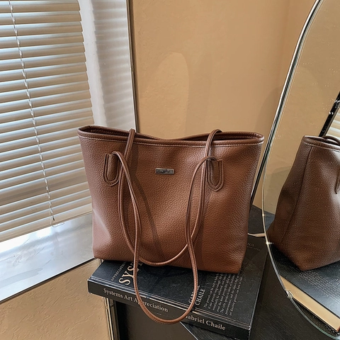 Sac Cabas Minimaliste en Cuir PU pour Femmes Grande Capacité Texture Litchi Sac à Épaule Urbain Simple Sac à Main avec Plaque Métallique