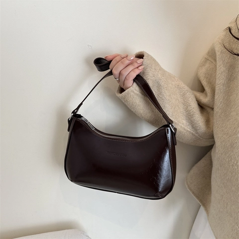Bolso de Axila de Cuero PU Retro para Mujer Bolso de Hombro de Media Luna Minimalista Bolso de Mano Versátil Color Sólido