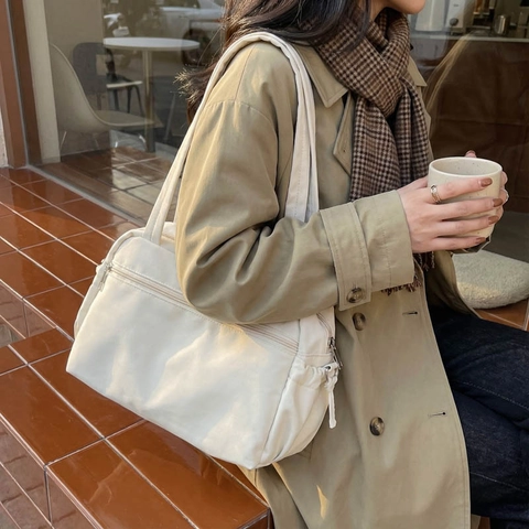 Women PU Leather Large Capacity Shoulder Bag Solid Color Casual Tote Bag Minimalist Commute Handbag With Zipper Multi Pockets