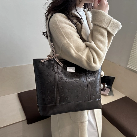 Borsa Tote da Donna in Pelle PU di Moda Grande Capacità Goffrata con Gatto Borsa a Tracolla con Fiocco a Quadri per Lavoro Quotidiano