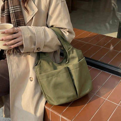 Damen Minimalistisch Nylon Stoff Umhängetasche Einfarbig Große Kapazität Multi Pocket Tote Bag Lässig Vielseitig Handtasche Für Den Alltag