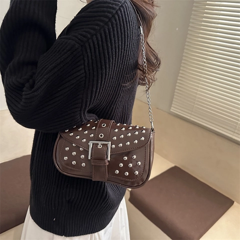 Borsa a Tracolla Vintage Punk in Pelle PU Con Rivetti per Donna Borsa a Mano Con Catena in Metallo Argento Chiusura Magnetica