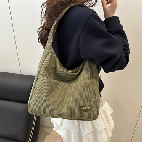 Vintage Corduroy Large Capacity Tote Bag For Women Minimalist Shoulder Hobo Bag With Front Pocket Fashion Commuter Handbag