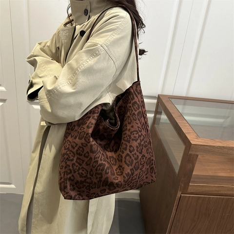 Borsa Tote Con Stampa Leopardata Camoscio Grande Capacità Chiusura Magnetica Borsa A Spalla Chic Per Donna Stile Invernale