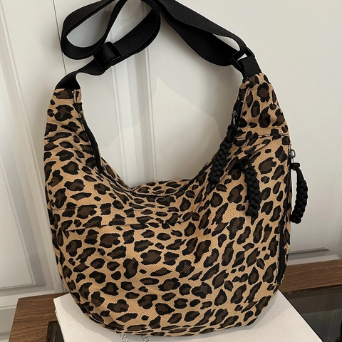 Leopard Print Hobo Bag Canvas Crescent Crossbody Bag Adjustable Strap Large Capacity Casual Fashion For Women