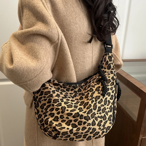 Leopard Print Hobo Bag Canvas Crescent Crossbody Bag Adjustable Strap Large Capacity Casual Fashion For Women