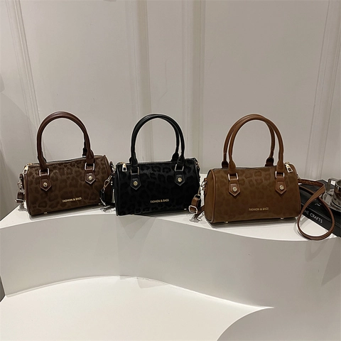 Bolso Boston con Estampado de Leopardo para Mujer Cuero PU Mate Bolso de Mano Almohada Bolso Bandolera Moda Urbana Con Herrajes Dorados